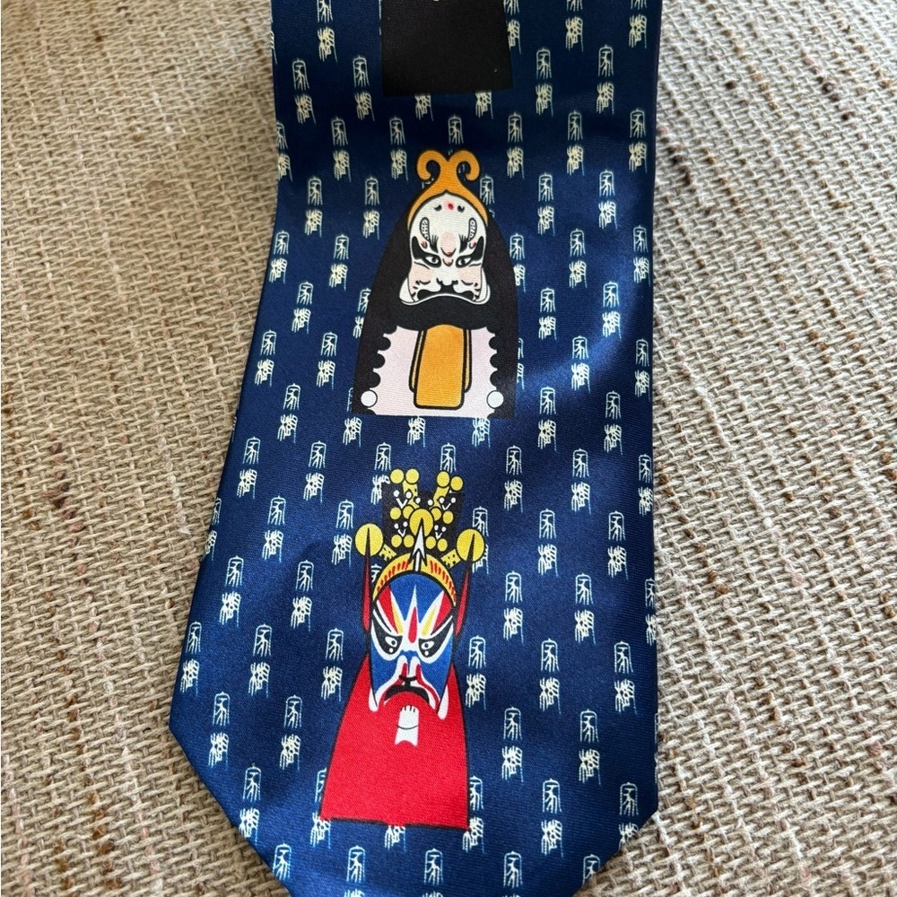 Kai Long Hand-Made 100% Silk Tie EUC!